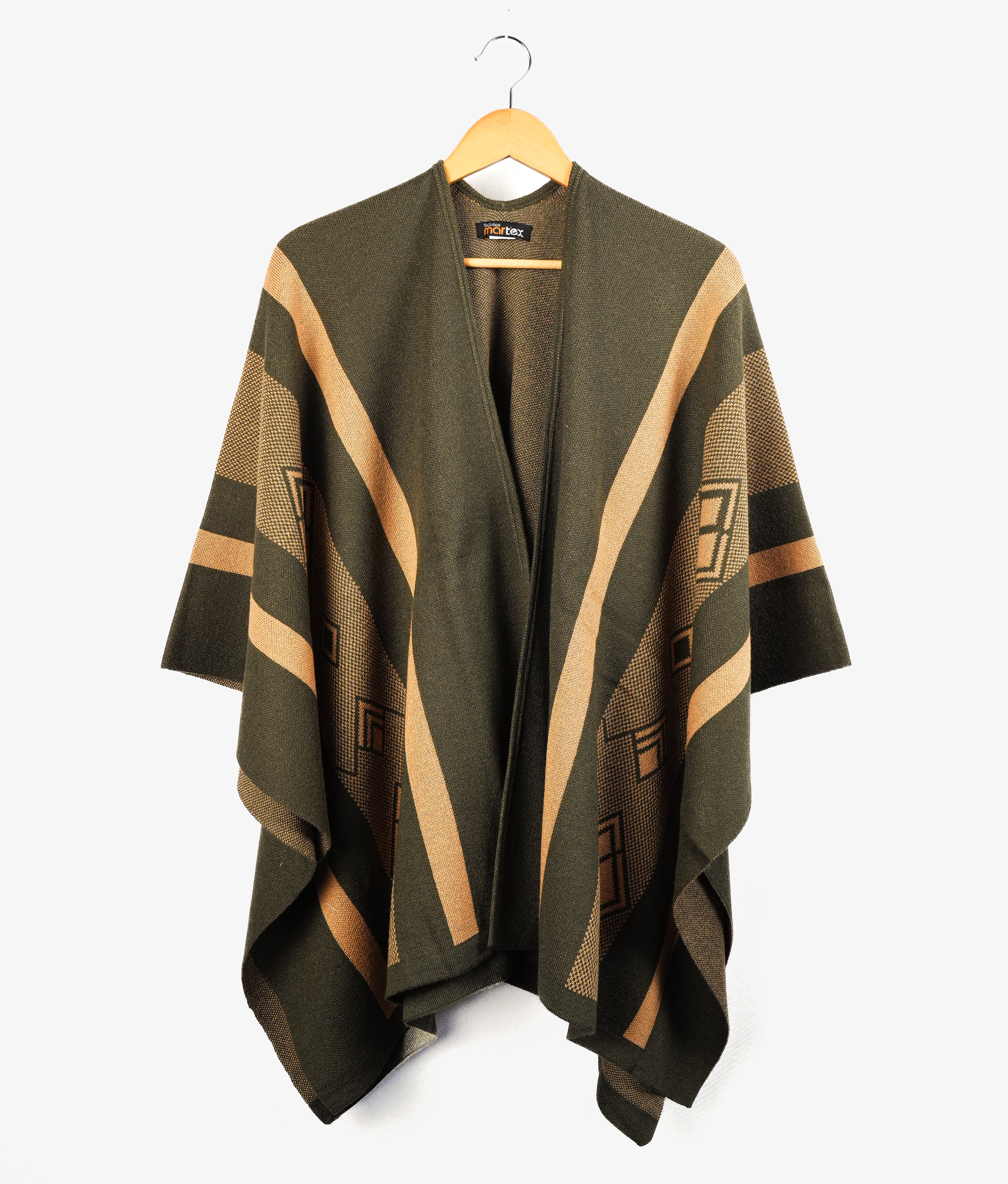 Poncho Pacha