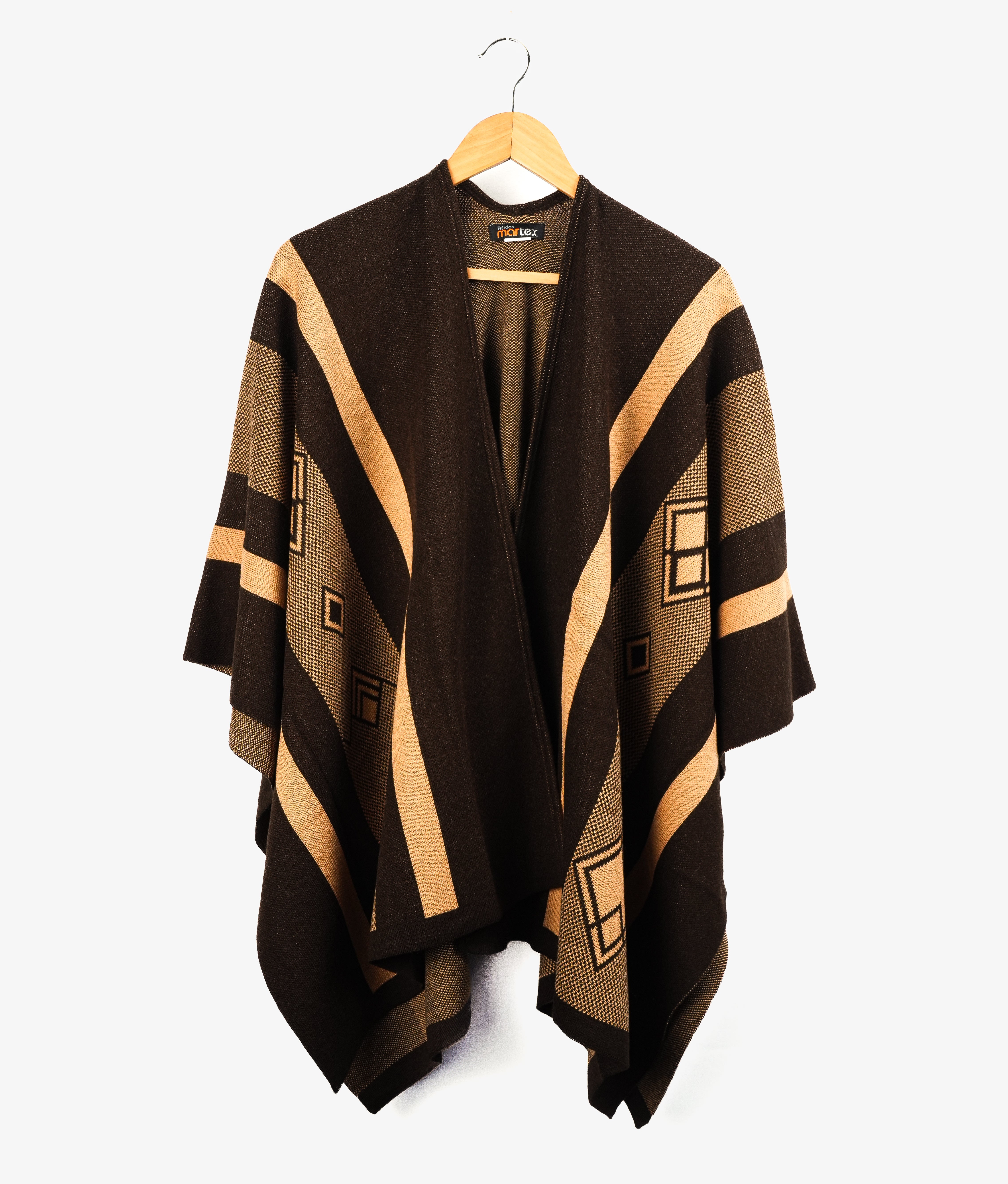 Poncho Pacha